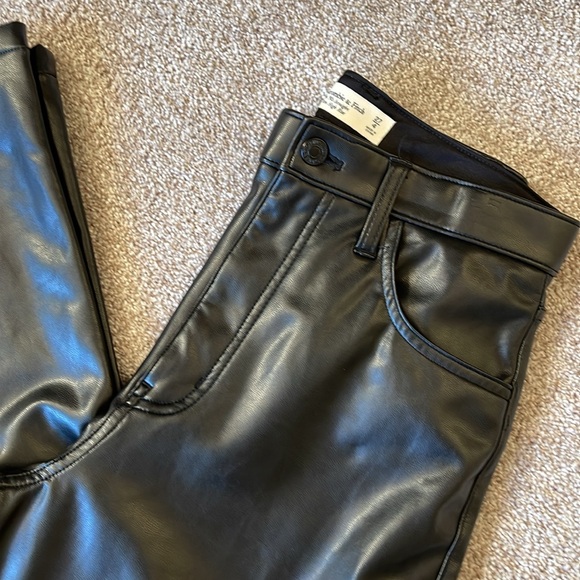 Abercrombie & Fitch 90s Curve Love Vegan Leather Pants Sz 27/4 - Picture 2 of 14